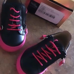 Kid sneakers